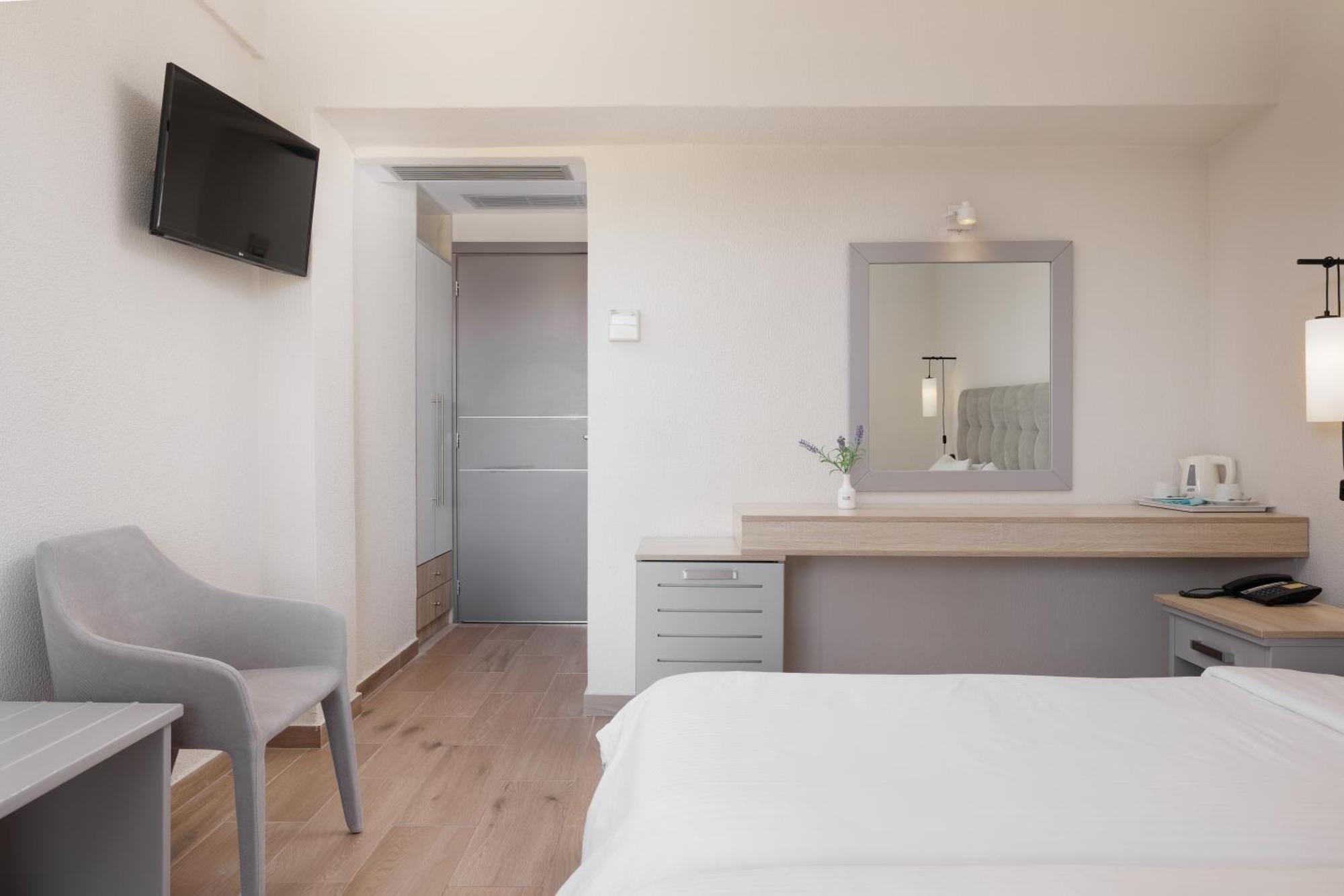 Nafsika Hotel - Adults Only Dassia  Ngoại thất bức ảnh